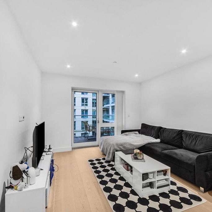1 bedroom flat to rent - Photo 1