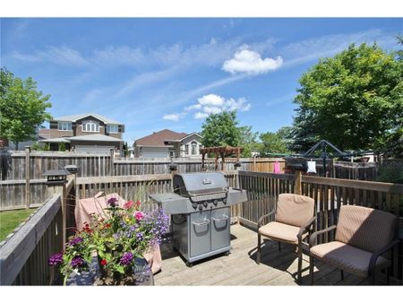 For Lease - 24 Wallsend Avenue, Kanata, Ontario - Photo 5
