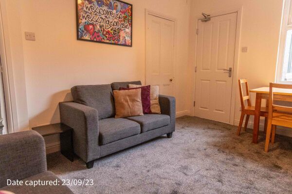 10 Wellington Street, Heslington Road - Photo 1