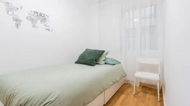 4-bedroom apartment for rent in El Carme - Photo 1