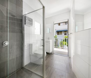 Charming terrace home in great location - Photo 5