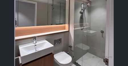 Modern 2 Bedroom Apartment in the Heart of Haymarket - Photo 4