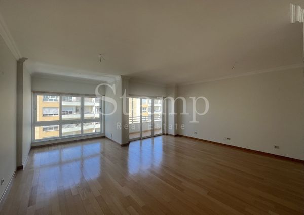 Apartamento T3 em Lisboa