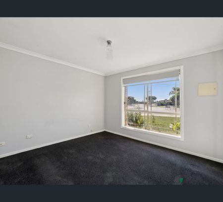38 Sutton Road, Shepparton, Vic 3630 - Photo 2