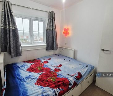 3 bedroom terraced house to rent - Photo 5