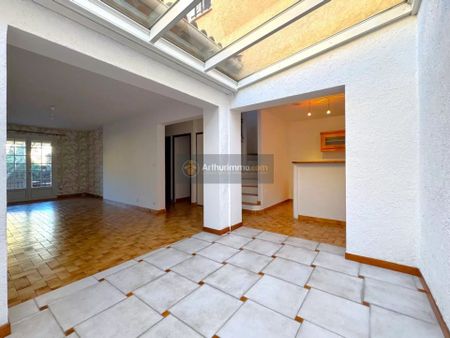 Location Maison 4 pièces 100 m2 à Roquebrune-sur-Argens - Photo 3