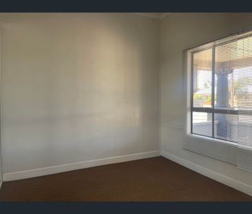 183 Murton St, Broken Hill, NSW 2880 - Photo 4