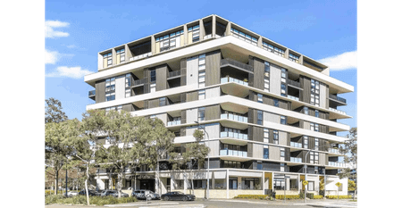 Luxury one bedroom plus study apartment in Platinum building - Photo 5