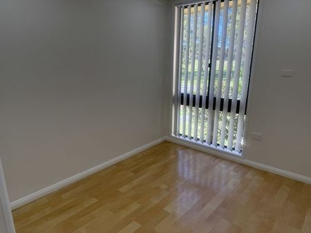 MODERN FAMILY HOME !!! - Photo 2