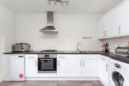 1 bedroom flat to rent - Photo 4