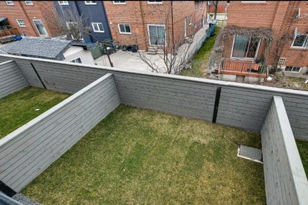 For Lease - 5 Antonio Court, Toronto, Ontario - Photo 3