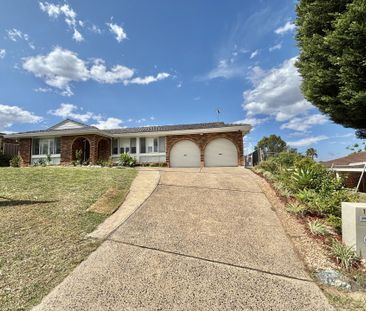 Stylish and Spacious 3-Bedroom Home in Ambarvale - Photo 4