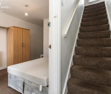 5 bedroom terraced house to rent - Photo 5