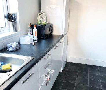 4 bedroom house of multiple occupation to rent - Photo 5