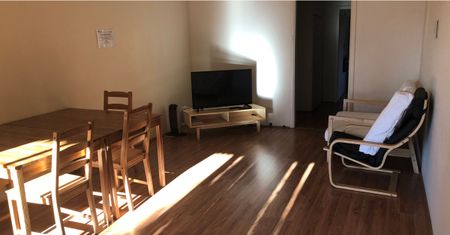 1 Bedroom In Shared Complex - Photo 2