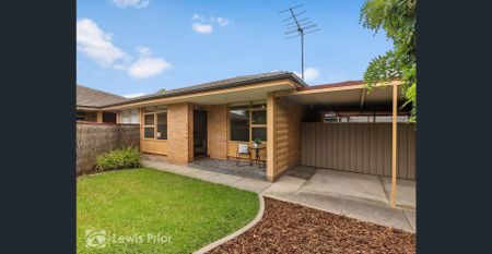 Sought After Location - Spacious Homette - Photo 3