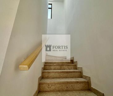 PRIVATE GARDEN | READY TO MOVE | WELL MAINTAINED - Photo 5