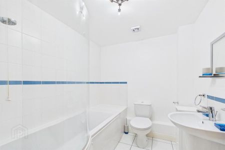 36 The Skye Buildings, Drumadoon Square, Dundonald, Belfast, BT16 2QN - Photo 2