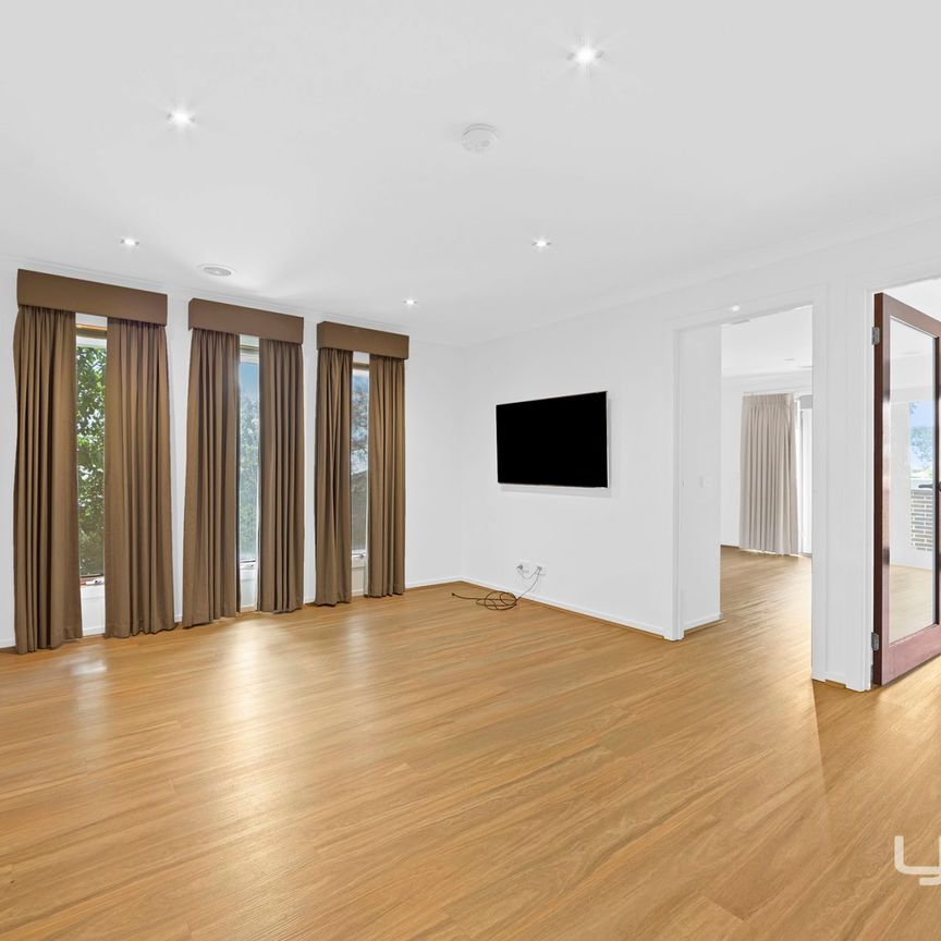 4 Seine Place, Caroline Springs - Photo 1