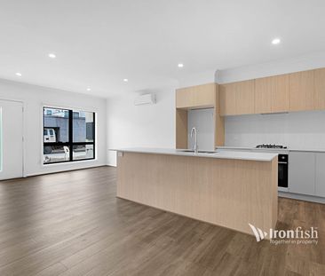 3 BEDROOM TOWNHOUSE at LINC Townhomes - Photo 4