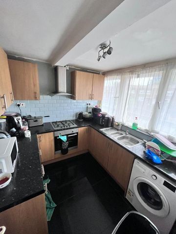 3 bedroom maisonette to rent - Photo 3