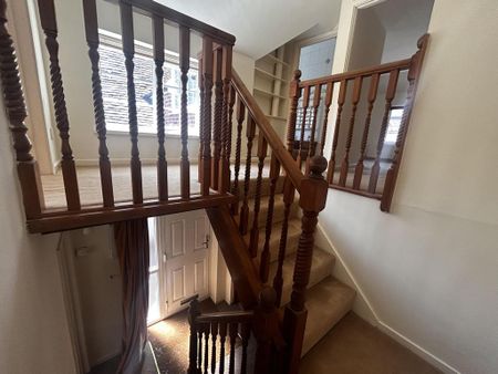 2 bedroom townhouse to rent - Photo 2