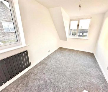 3 bedroom detached house to rent - Photo 2