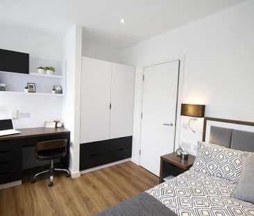 2 bedroom flat to rent - Photo 3