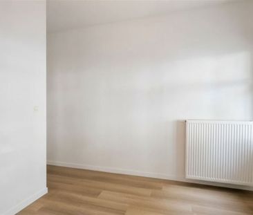 Appartement te huur in Tournai voor € 850 met 2 slaapkamers - foto 2