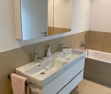 "4.5-Zimmer voller Charme, Sonnenschein und Freiraum" - Foto 3