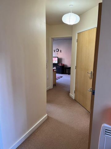 2 bedroom flat to rent - Photo 3