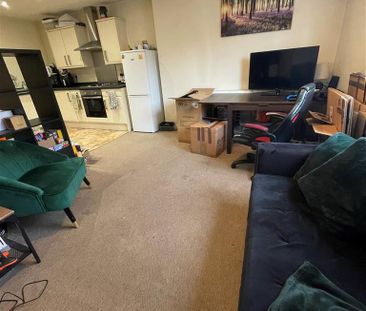 1 bedroom flat to rent - Photo 6