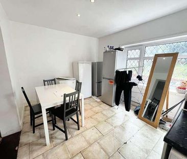 Strathmore Avenue, Coventry, CV1 - Photo 5