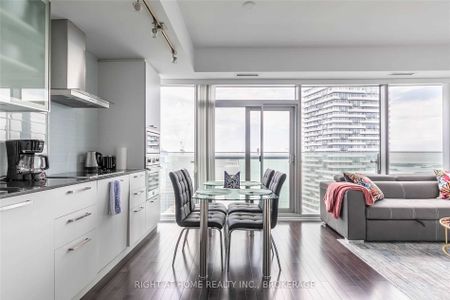 For Lease - 14 York Street Unit# 5512, Toronto, Ontario - Photo 4