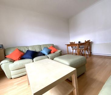 3 Bed Flat, Froghall Place, AB24 - Photo 1
