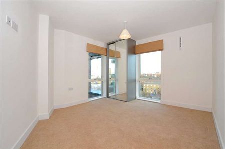 Stunning 2 bed, 2 bath apartment in The Parker Building in Bermondsey Spa. - Photo 2