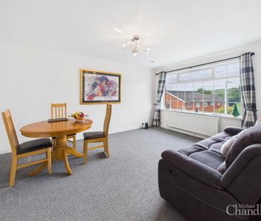 21b Dundonald Heights, Dundonald, Belfast, BT16 1XL - Photo 2