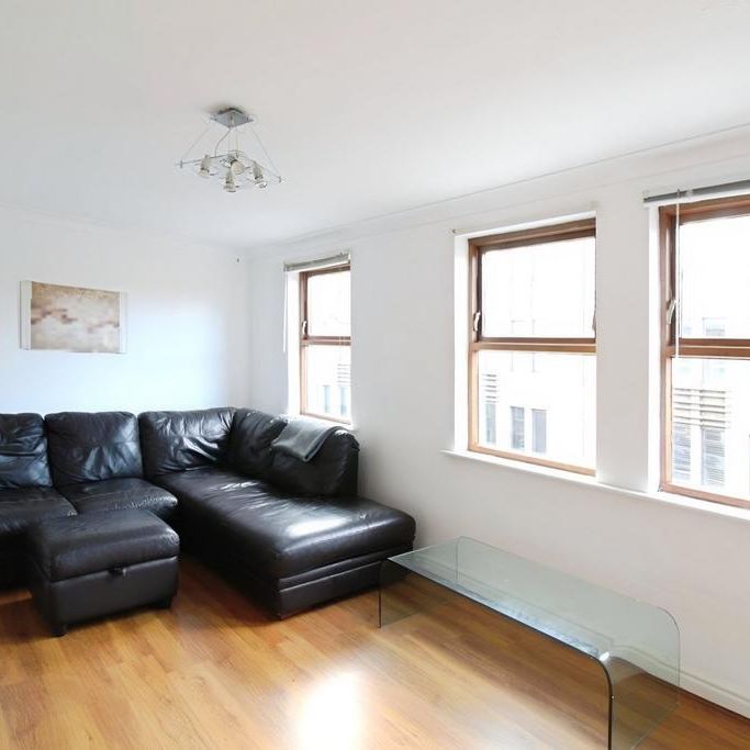 2 bedroom flat to rent - Photo 1
