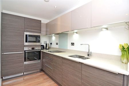 London Road, Twickenham, Twickenham, TW1 - Photo 5