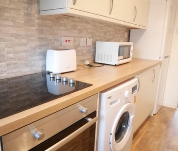 1 bedroom flat to rent - Photo 5