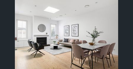 Fully Renovated Three Bedroom Edwardian In Prime Armadale Location - Photo 2