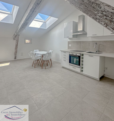 Location Appartement 3 pièces 47m² PIERREFEU DU VAR 83390 - Photo 4