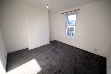 10 Nicholson Street, CA2 - Photo 3