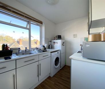 1 bedroom flat to rent - Photo 6