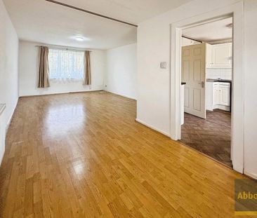 Basildon, SS15 5BN - Photo 1