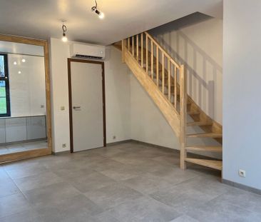 Gerenoveerde woning met 3 kamers op idyllische locatie in hartje Br... - Photo 2