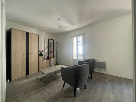 Location Appartement 1 pièce 28m² - Photo 2