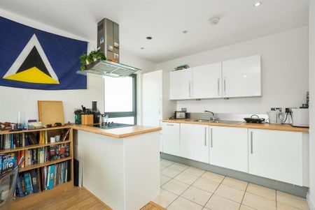 1 bedroom flat to rent - Photo 4