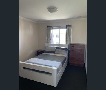 Furnished Riverside Living - Ideal for FIFO or Low-Maintenance Living - Photo 5