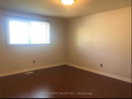 For Lease - 641 Eaglemount Crescent Unit# Upper, Mississauga, Ontario - Photo 3